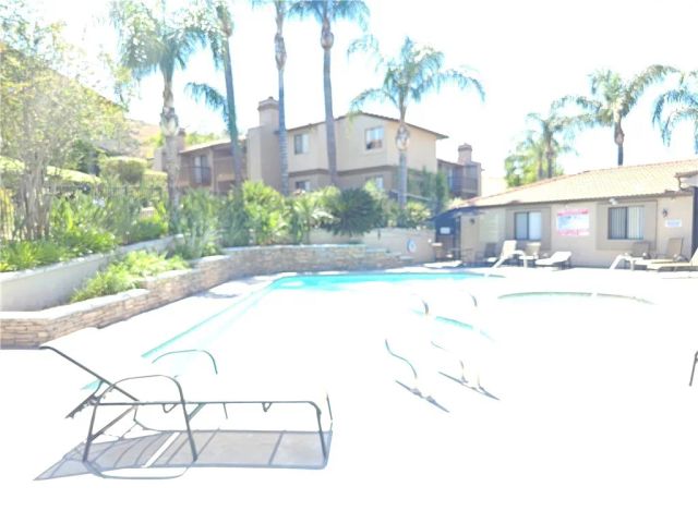 1265 Kendall Drive 2511, San Bernardino, CA 92407