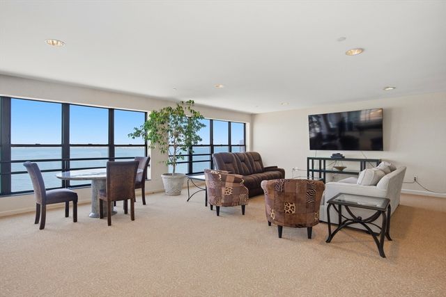 3 Seal Harbor Road 342, Winthrop, MA 02152