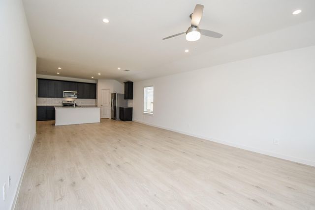 5147 Hunters Trail, Fresno, TX 77545