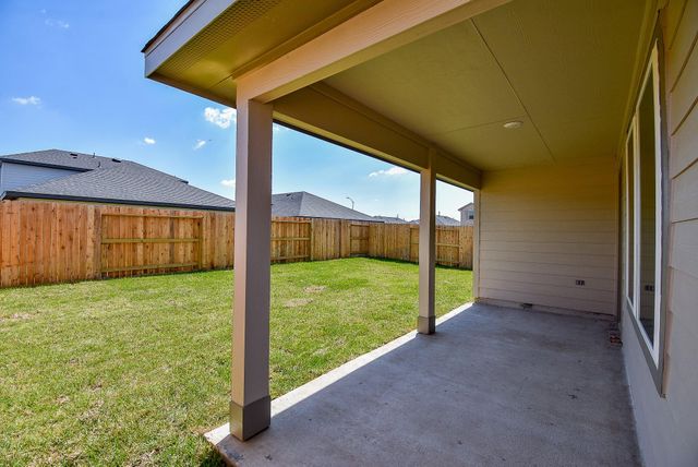 5147 Hunters Trail, Fresno, TX 77545