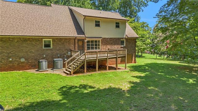110 Lake Drive, Boonville, NC 27011