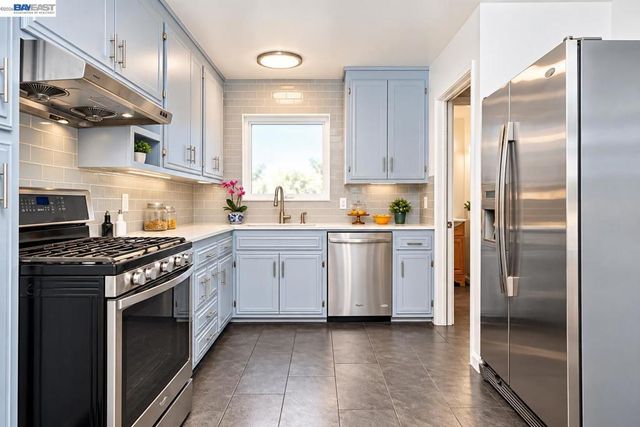 1550 Randy St, San Leandro, CA 94579