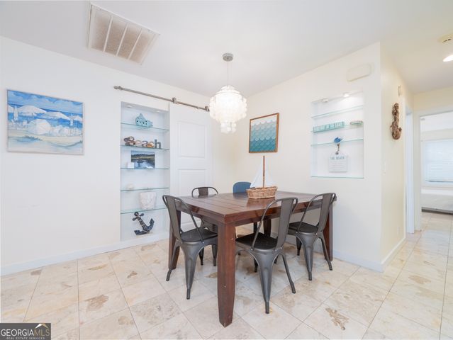 900 Mallery Street, St. Simons, GA 31522