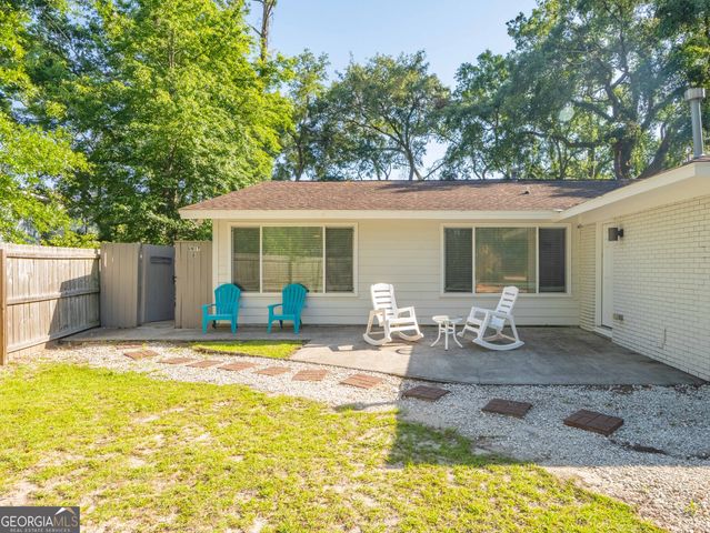 900 Mallery Street, St. Simons, GA 31522