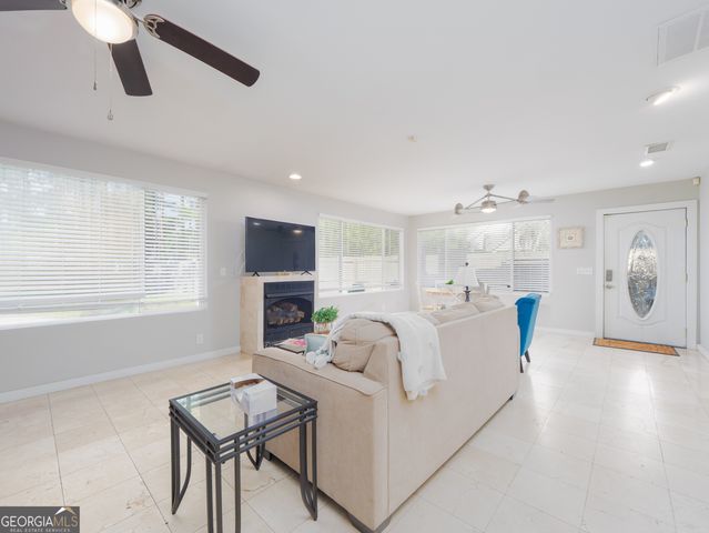 900 Mallery Street, St. Simons, GA 31522