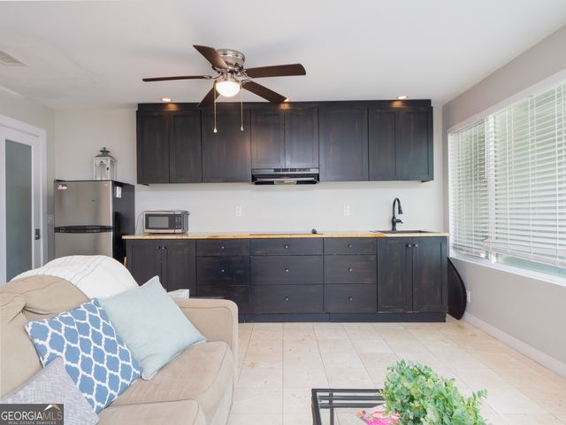 900 Mallery Street, St. Simons, GA 31522