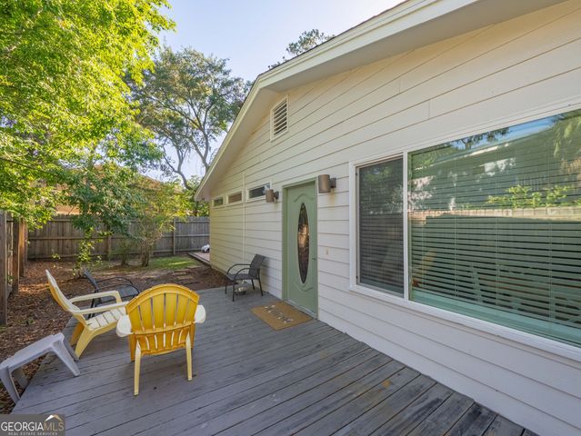 900 Mallery Street, St. Simons, GA 31522