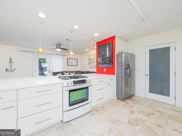 900 Mallery Street, St. Simons, GA 31522