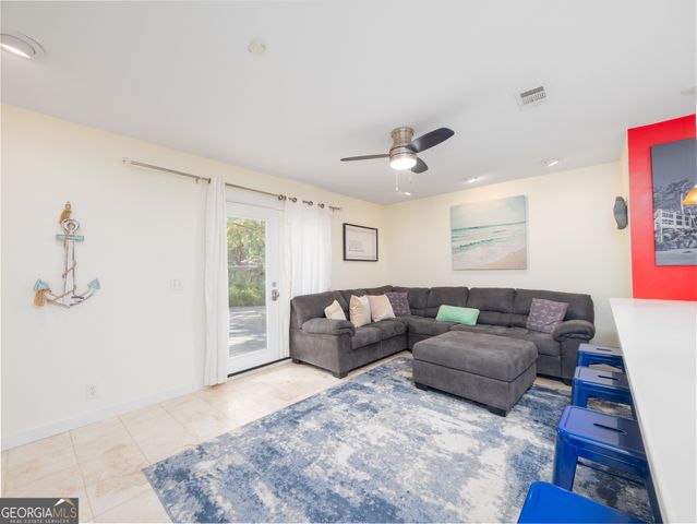 900 Mallery Street, St. Simons, GA 31522