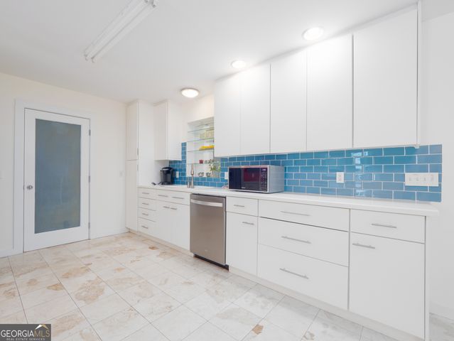 900 Mallery Street, St. Simons, GA 31522