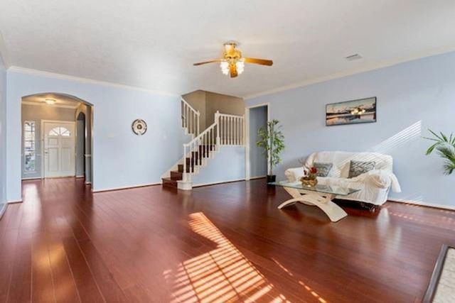 6419 Sutter Park Lane, Houston, TX 77066