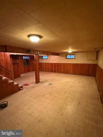 3010 ROGERS DR, Falls Church, VA 22042