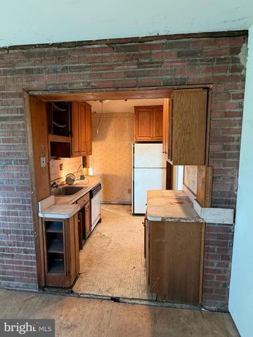 3010 ROGERS DR, Falls Church, VA 22042