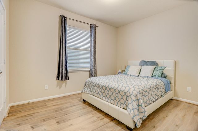 14230 Rim Side Trl, Houston, TX 77045