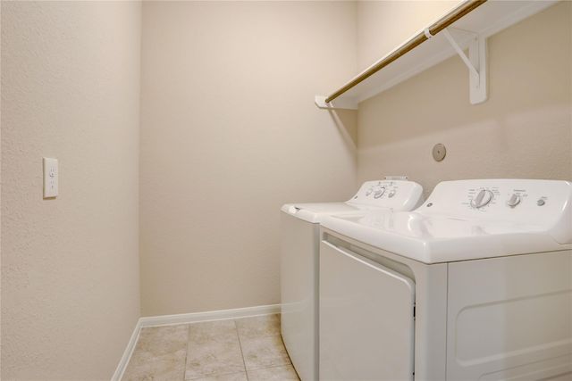 14230 Rim Side Trl, Houston, TX 77045