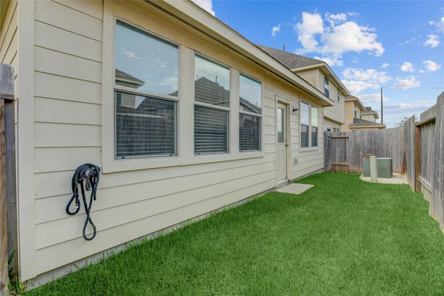 14230 Rim Side Trl, Houston, TX 77045