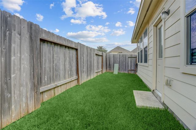 14230 Rim Side Trl, Houston, TX 77045
