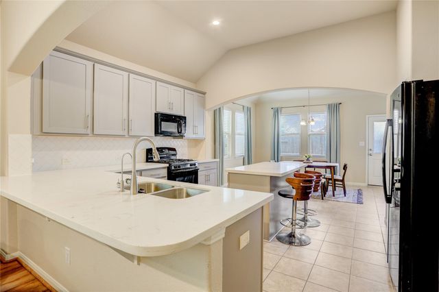14230 Rim Side Trl, Houston, TX 77045