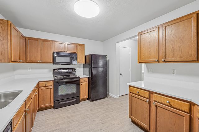 8820 Valley River Drive, Fort Worth, TX 76244
