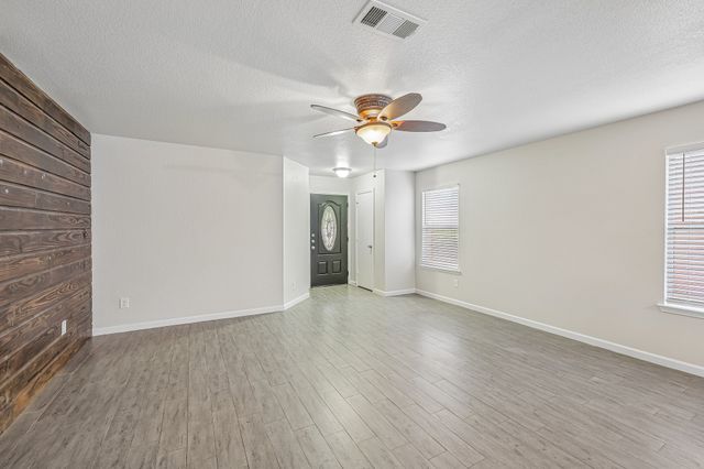 8820 Valley River Drive, Fort Worth, TX 76244