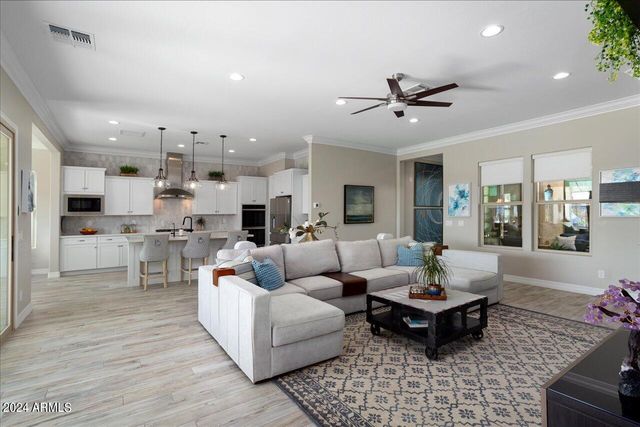 20593 W OREGON Avenue, Buckeye, AZ 85396