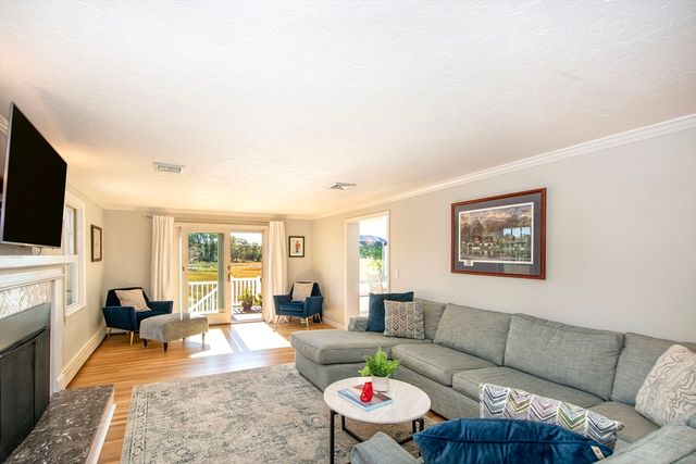 7 Border St, Scituate, MA 02066