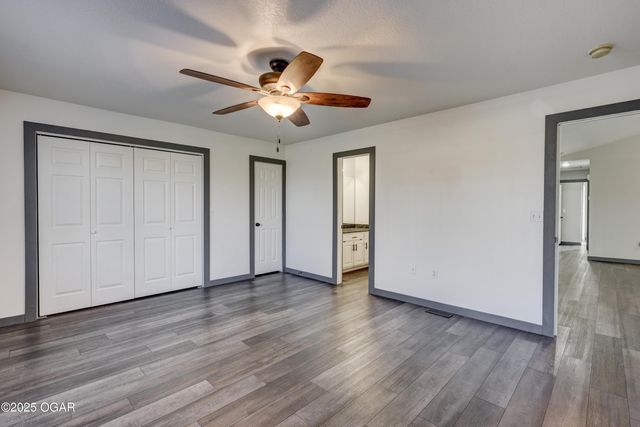 9670 County Lane 116, Carthage, MO 64836