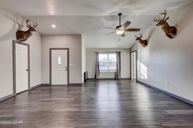 9670 County Lane 116, Carthage, MO 64836