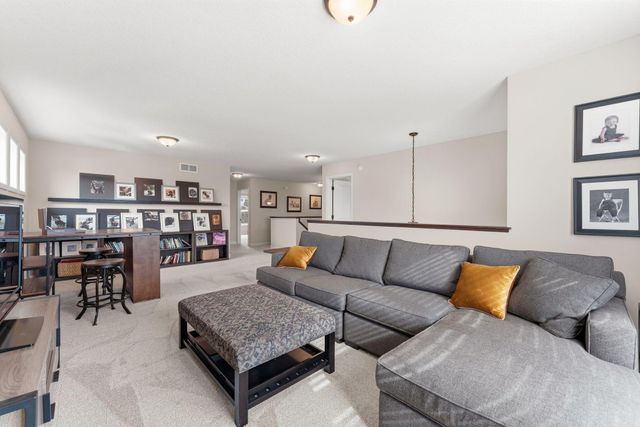 19373 Huntington Avenue, Lakeville, MN 55044