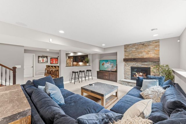 19373 Huntington Avenue, Lakeville, MN 55044