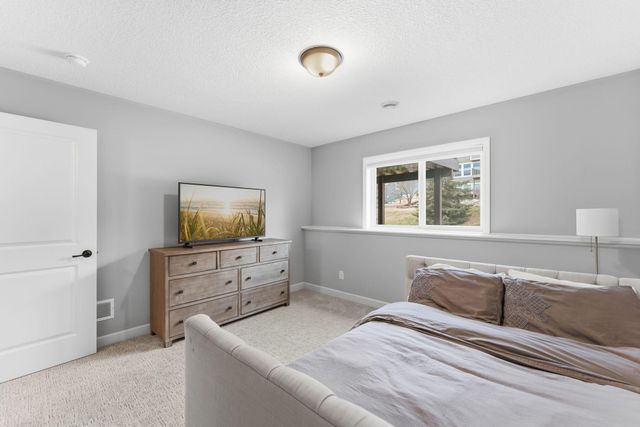 19373 Huntington Avenue, Lakeville, MN 55044