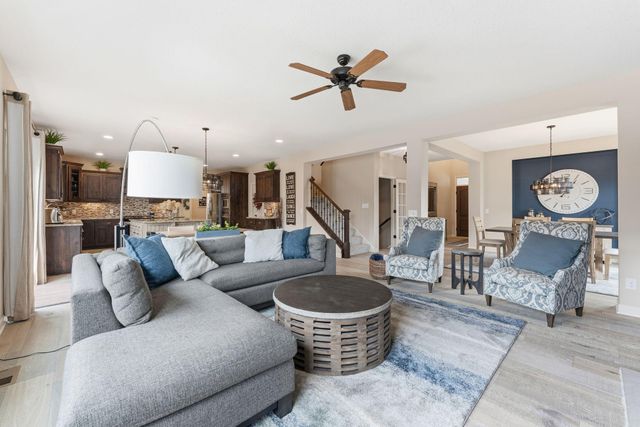 19373 Huntington Avenue, Lakeville, MN 55044