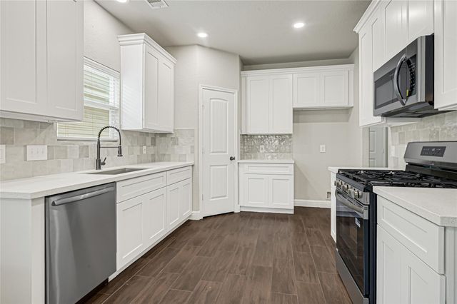 14202 Merganser Drive, Houston, TX 77047