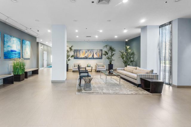 5540 N Ocean Drive 1c, Singer Island, FL 33404