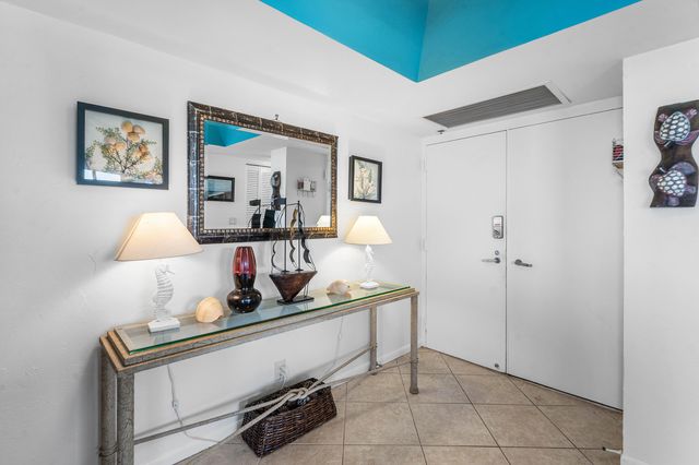5540 N Ocean Drive 1c, Singer Island, FL 33404