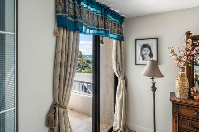 5540 N Ocean Drive 1c, Singer Island, FL 33404