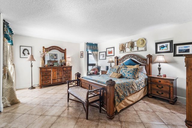 5540 N Ocean Drive 1c, Singer Island, FL 33404