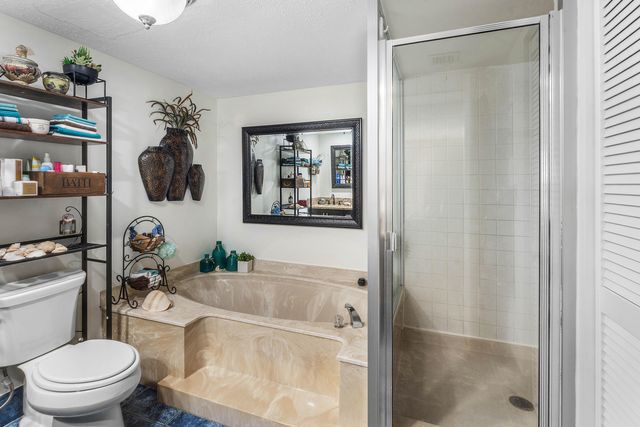 5540 N Ocean Drive 1c, Singer Island, FL 33404