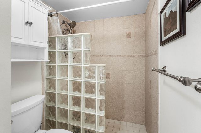 5540 N Ocean Drive 1c, Singer Island, FL 33404