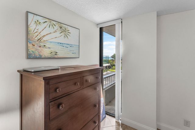 5540 N Ocean Drive 1c, Singer Island, FL 33404