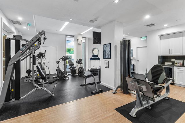 5540 N Ocean Drive 1c, Singer Island, FL 33404