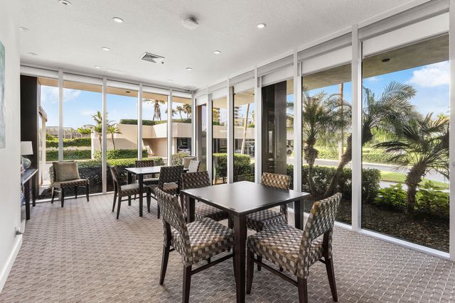 5540 N Ocean Drive 1c, Singer Island, FL 33404
