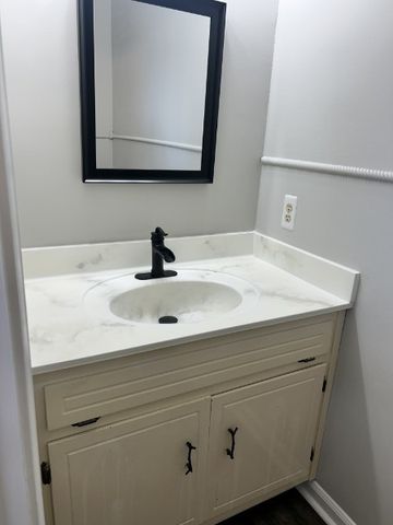 1645 Baltimore Dr, Clarksville, TN 37043