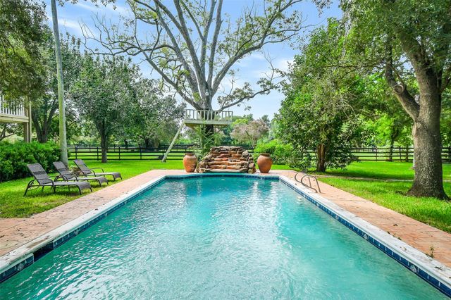 1347 Siedel Road, Brookshire, TX 77423