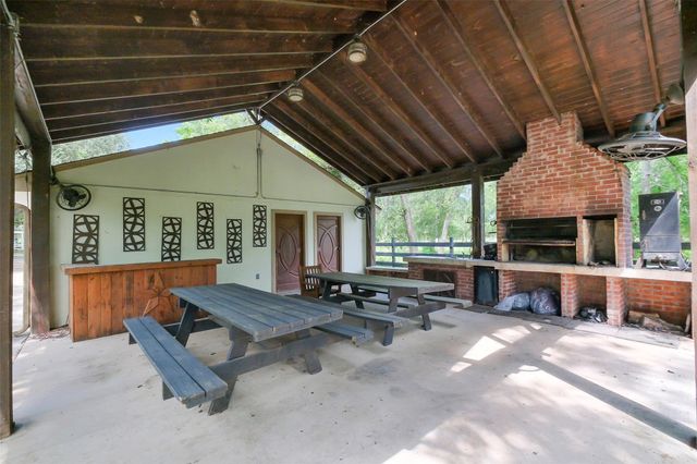 1347 Siedel Road, Brookshire, TX 77423