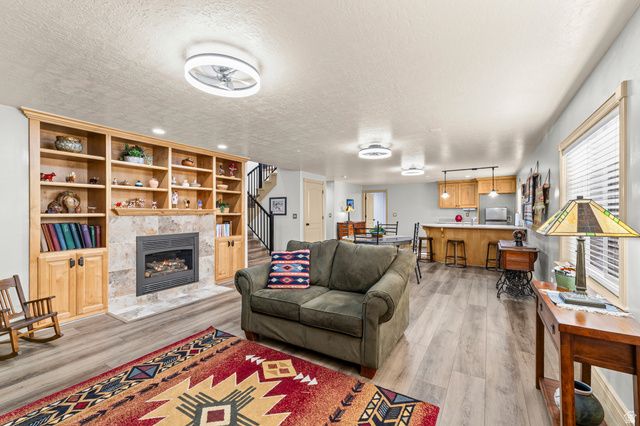 3239 N 620 E, Lehi, UT 84043