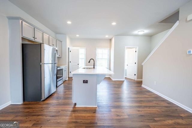 3657 Princeton Avenue, Atlanta, GA 30337