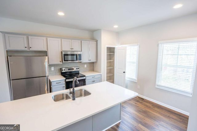 3657 Princeton Avenue, Atlanta, GA 30337