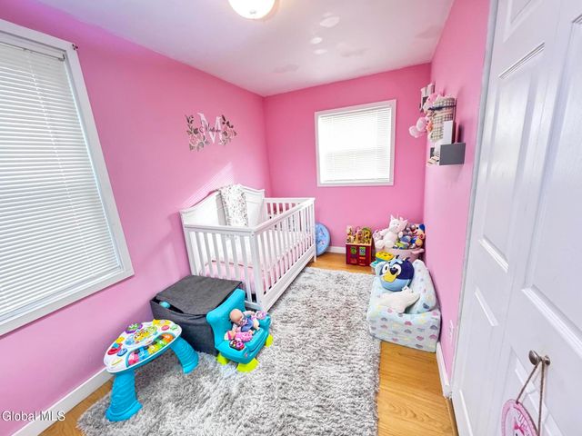 577 McQueen Road, Perth, NY 12010