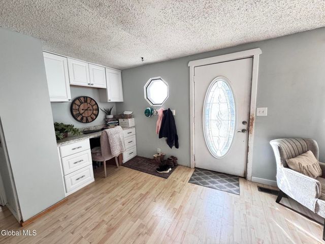 577 McQueen Road, Perth, NY 12010